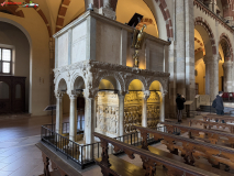 Basilica Sant'Ambrogio din Milano 24