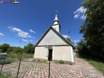 Biserica de lemn din Valea Mare Caraș Severin 02