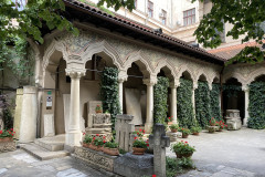 Biserica Mănăstirii Stavropoleos 12