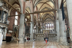 Biserica Santa Maria Gloriosa dei Frari 19