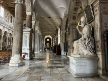 Biserica Santa Maria in Aracoeli din Roma 10