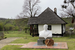 Casa memorială Nicolae Ceaușescu – Scornicești 07