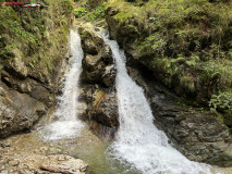 Cascada Moara dracilor 25