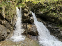 Cascada Moara dracilor 28