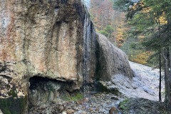 Cascada Urlătoare din Vama Buzaului 16