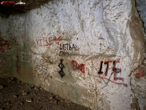 Catacombele din Paphos, Cipru 25