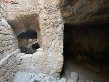 Catacombele din Paphos, Cipru 30