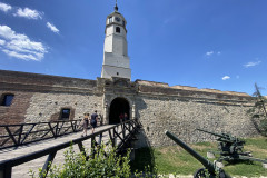 Cetatea Belgradului 83