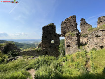 Cetatea Colț 13