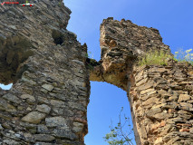 Cetatea Colț 32