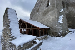 Cetatea Devei iarna 77
