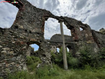 Cetatea Șoimoș 18