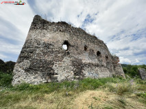 Cetatea Șoimoș 46