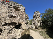 Cetatea Trascăului 35