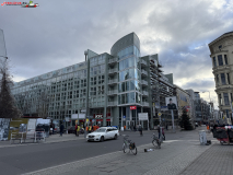 Checkpoint Charlie Berlin 01