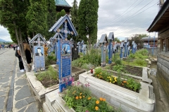 Cimitirul Vesel din Săpânţa  04