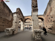 Colosseumul din Roma 213