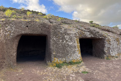 Cueva de Cuatro Puertas, Gran Canaria 01