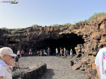 Cueva de los Verdes Lanzarote 01