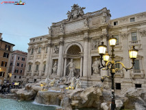 Fontana di Trevi Roma 36