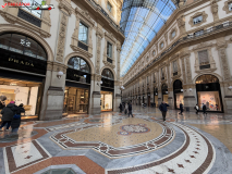 Galleria Vittorio Emanuele al II-lea din Milano 26