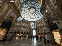 Galleria Vittorio Emanuele al II-lea din Milano 36