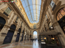 Galleria Vittorio Emanuele al II-lea din Milano 38