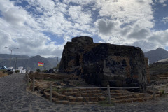 Lime kilns, Tenerife 26