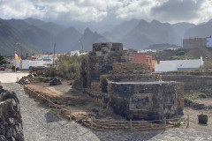 Lime kilns, Tenerife 40