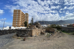 Lime kilns, Tenerife 44