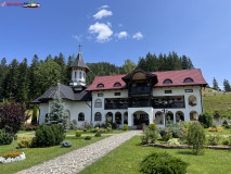 Mănăstirea Acoperământul Maicii Domnului Secrieș-Moldovița 34