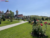 Mănăstirea Acoperământul Maicii Domnului Secrieș-Moldovița 37