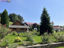 Mănăstirea Acoperământul Maicii Domnului Secrieș-Moldovița 38