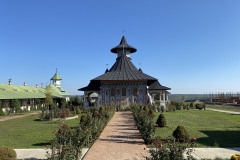 Manastirea Alexandru Vlahuta 04