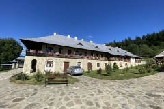 Mănăstirea Almaș 10