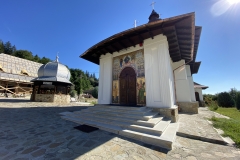 Mănăstirea Almaș 11