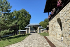 Mănăstirea Almaș 25