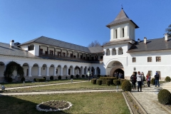 Manastirea Aninoasa 36