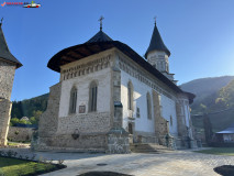 Mănăstirea Ortodoxă Bistrița aprilie 2024 10