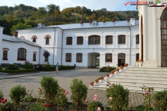 Mănăstirea Bistrița Vâlcea 14