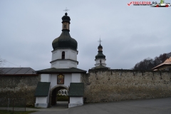 Manastirea Bogdana 26