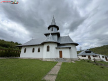 Mănăstirea Bogdănița aprilie 2024 06
