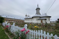 Mănăstirea Brădițel 09