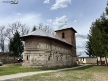 Mănăstirea Bradu  33