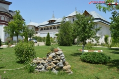 Manastirea Branceni 13