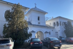 Mănăstirea Căldarușani 30