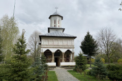 Mânăstirea Cămărășeasca 11