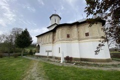 Mânăstirea Cămărășeasca 49