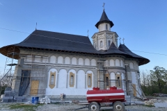 Mănăstirea Caraclău 02