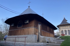 Mănăstirea Caraclău 11